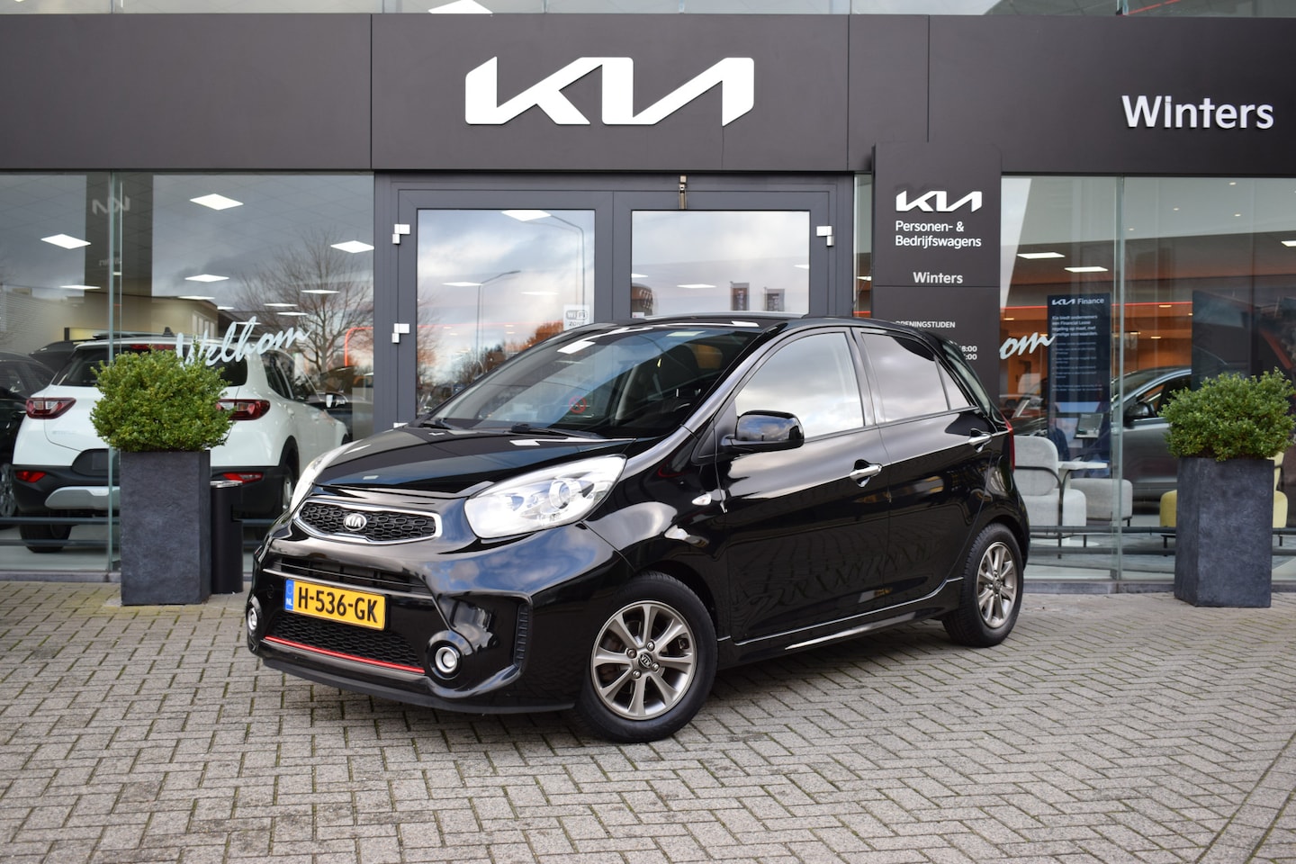 Kia Picanto - 1.2i-16V SportsLine 5-Drs | Airco | Audio | Bluetooth | Privacy Glas | Parkeersensoren | L - AutoWereld.nl