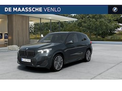 BMW X1 - xDrive25e M Sport Automaat / Panoramadak / Trekhaak / Sportstoelen / Adaptieve LED / M Ada