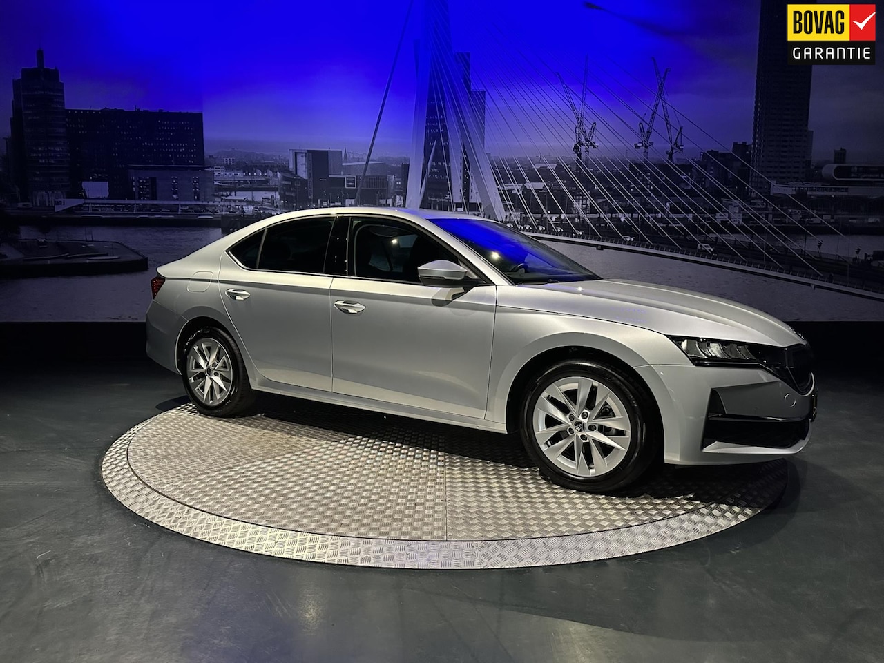 Skoda Octavia - 1.5 TSI MHEV Business Edition Plus *Navi*Led*Appconnect*Camera* - AutoWereld.nl