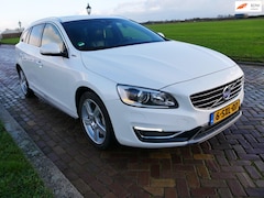 Volvo V60 - 2.4 D6 AWD Plug-In Hybrid Summum Polestar FULL OPTIONS >> MARGE CAR <<