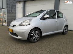 Toyota Aygo - 1.0-12V 5 deurs airco 94830 km nap