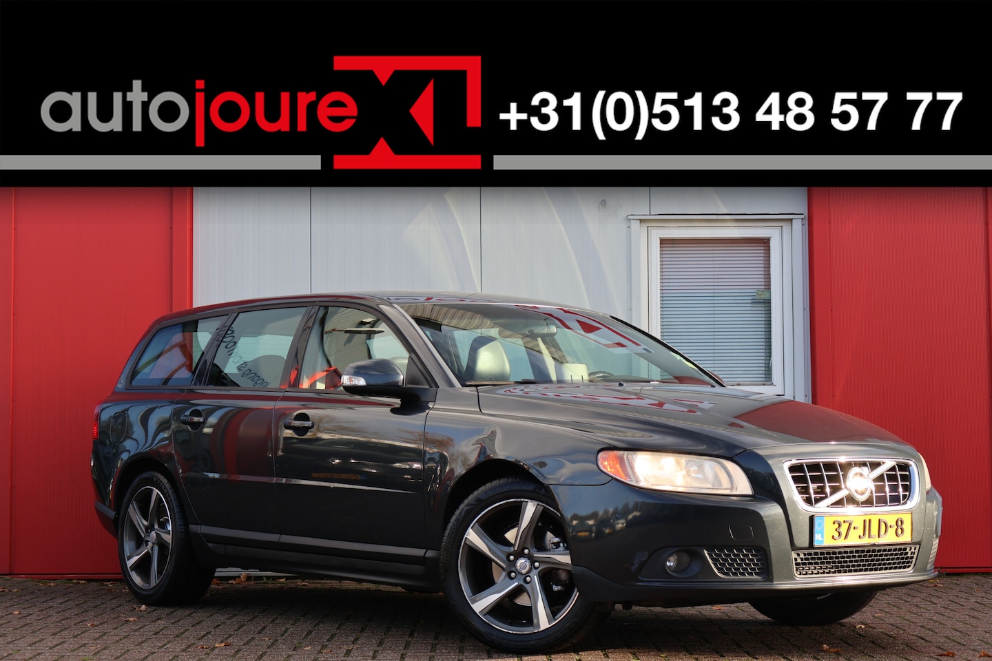 Volvo V70 - 2.4D Limited Edition 176 pk 5-cilinder | Origineel NL | Navigatie | Cruise Control | PDC | - AutoWereld.nl