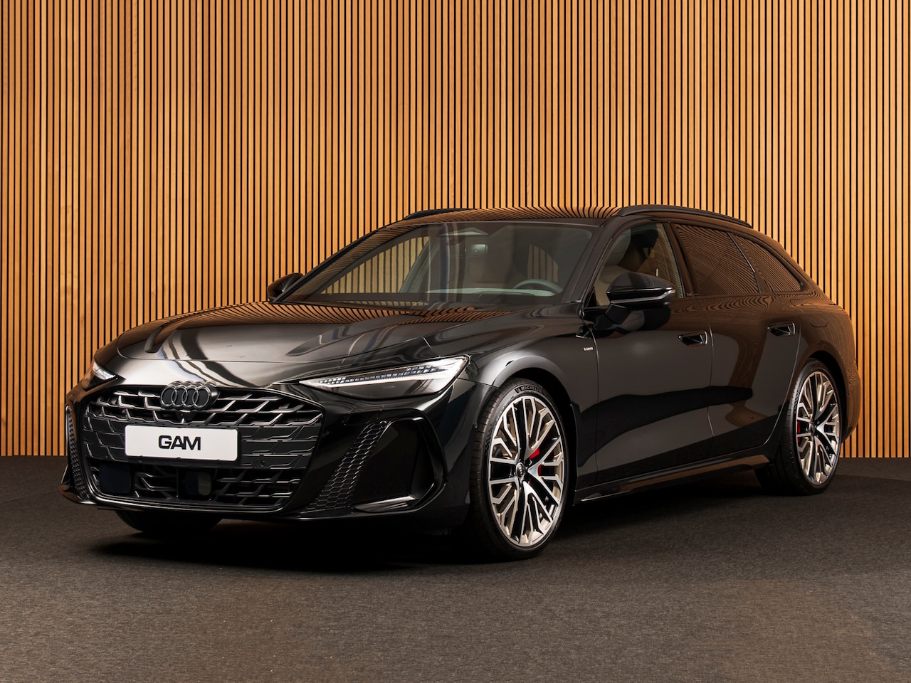 Audi A6 Avant - 2.0 e-hybrid quattro 21"-B&O-OLED-TECH PRO - AutoWereld.nl