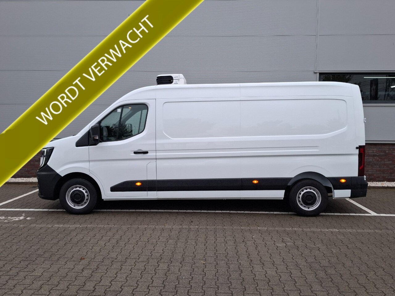 Renault Master - T35 2.0 dCi 170Pk L3H2 Extra Koelwagen Airco | Cruise | Camera | Zanotti koeling 0 graden - AutoWereld.nl
