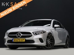 Mercedes-Benz A-klasse - 200 Luxury Line [SFEERVERLICHTING, CAMERA, PDC V+A, CRUISE CONTROL, BLUETOOTH TELEFOON, ST
