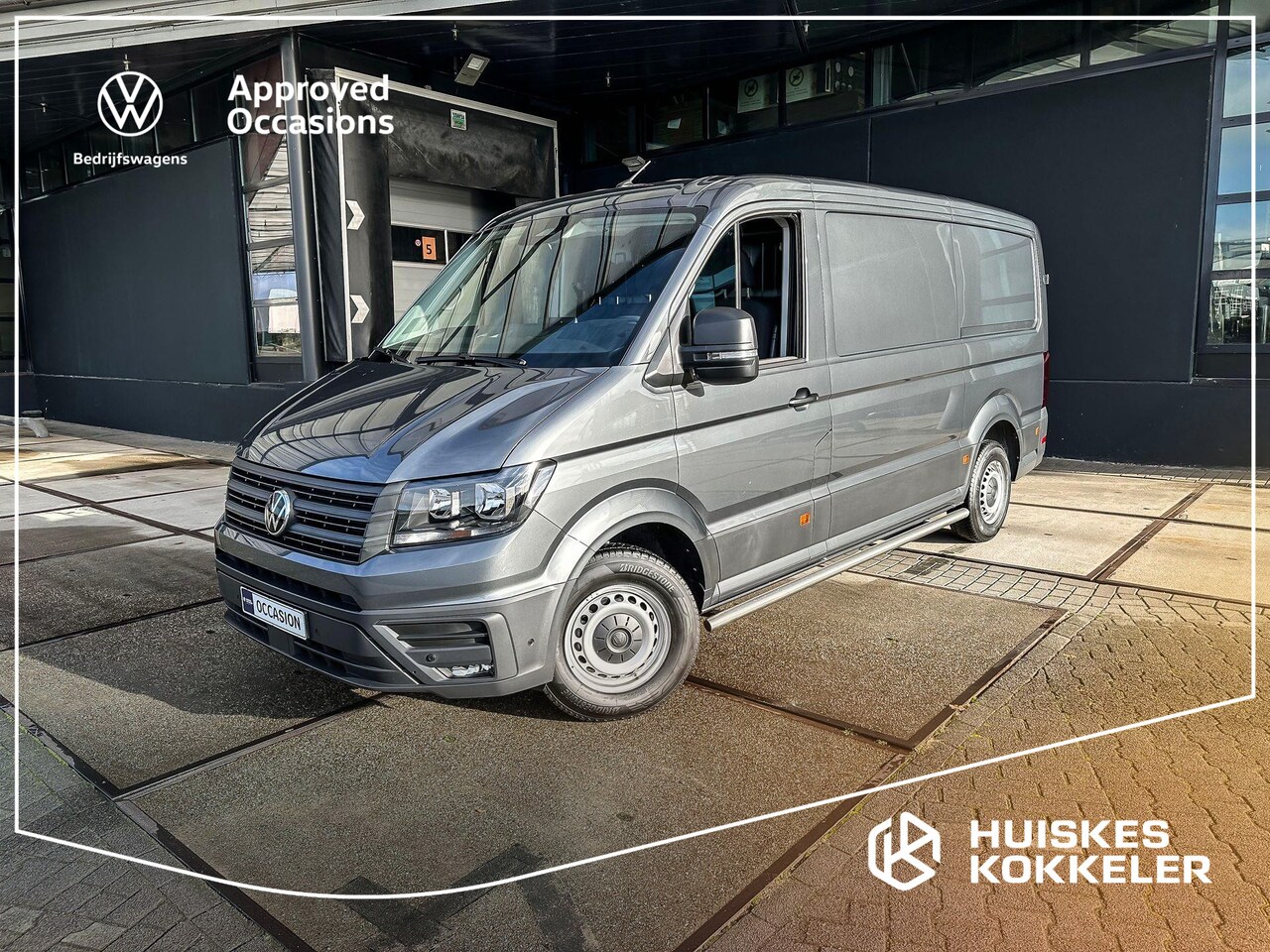 Volkswagen Crafter - 2.0 TDI 140 PK L3H2 Highline | BPM-vrij | All Seasonbanden | Navigatie (Apple carplay / An - AutoWereld.nl
