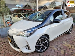 Toyota Yaris - 1.5 Hybrid Dynamic, mooie kleurstelling, camera, carplay