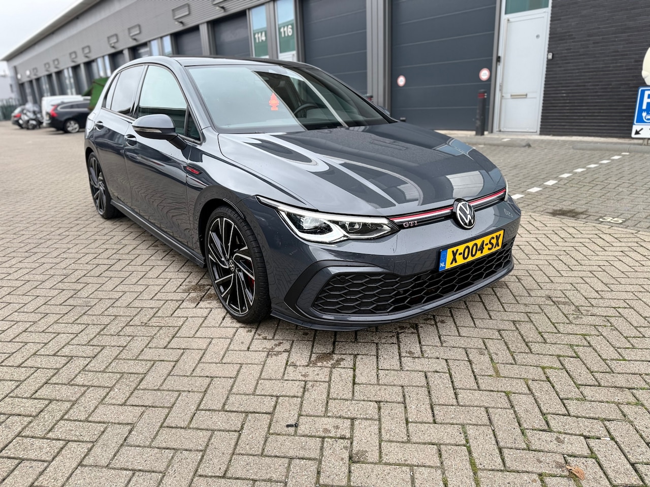 Volkswagen Golf - 2.0 TSI GTI PANO Cam Navi Full Option - AutoWereld.nl
