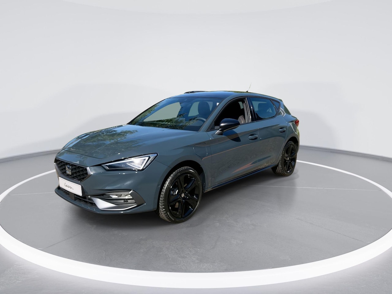 SEAT Leon - FR Business 1.5 TSI eHybrid 150kW / 204pk Hatchbac | 18'' Lichtmetalen Velgen | Panorama d - AutoWereld.nl