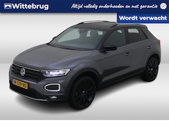 Volkswagen T-Roc - 1.5 TSI Sport / AUTOMAAT/ PANO/ BLACK STYLE/ BEATS AUDIO/ CAMERA/ PARK. SENSOREN/ STOELVER