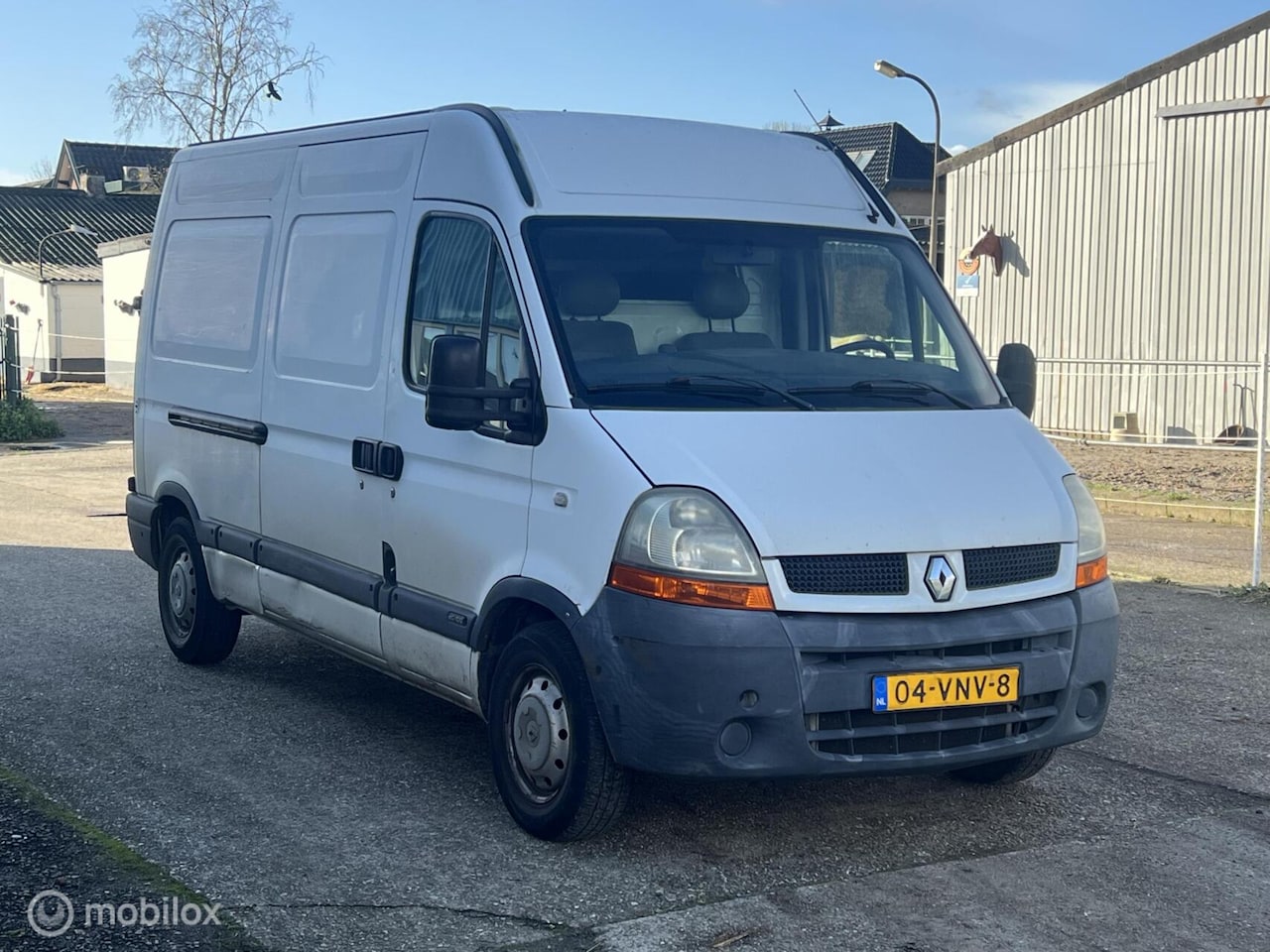Renault Master - bestel T35 2.5dCi L2H2 - AutoWereld.nl
