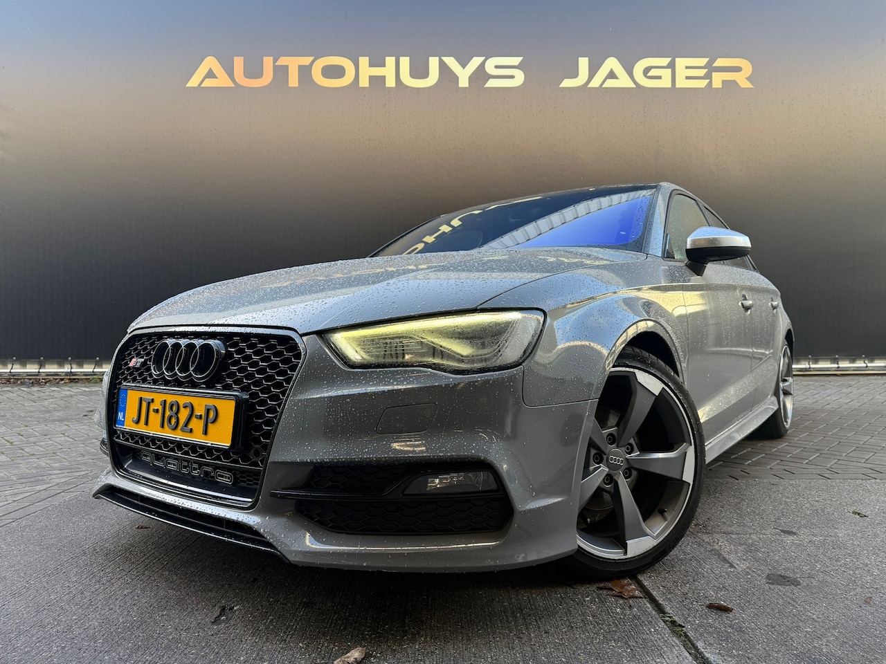 Audi A3 Limousine - 1.4 TFSI CoD Adrenalin Sport|S3|Pano|Alcantara - AutoWereld.nl