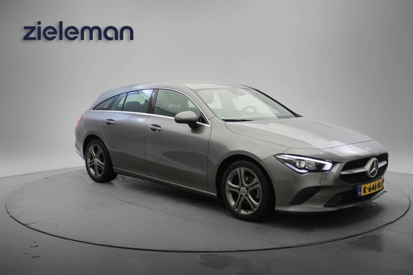 Mercedes-Benz CLA-klasse Shooting Brake - Shooting Brake 180 Business Solution Automaat - Digitaal Cockpit, Carplay, Camera, Stoelve - AutoWereld.nl