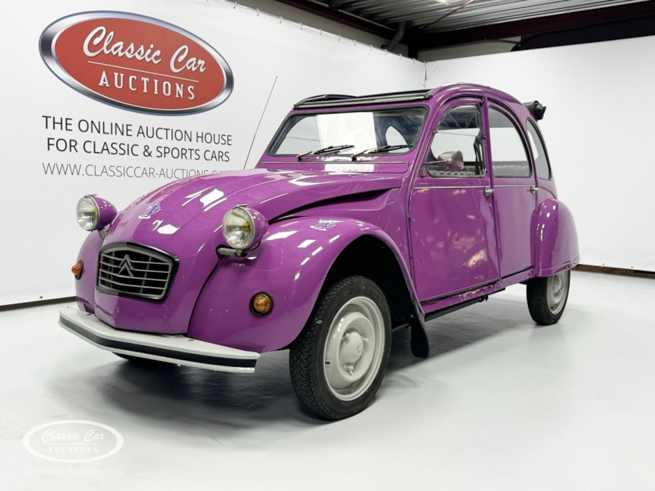 Citroën 2 CV - 2CV6 Special  - ONLINE AUCTION - AutoWereld.nl