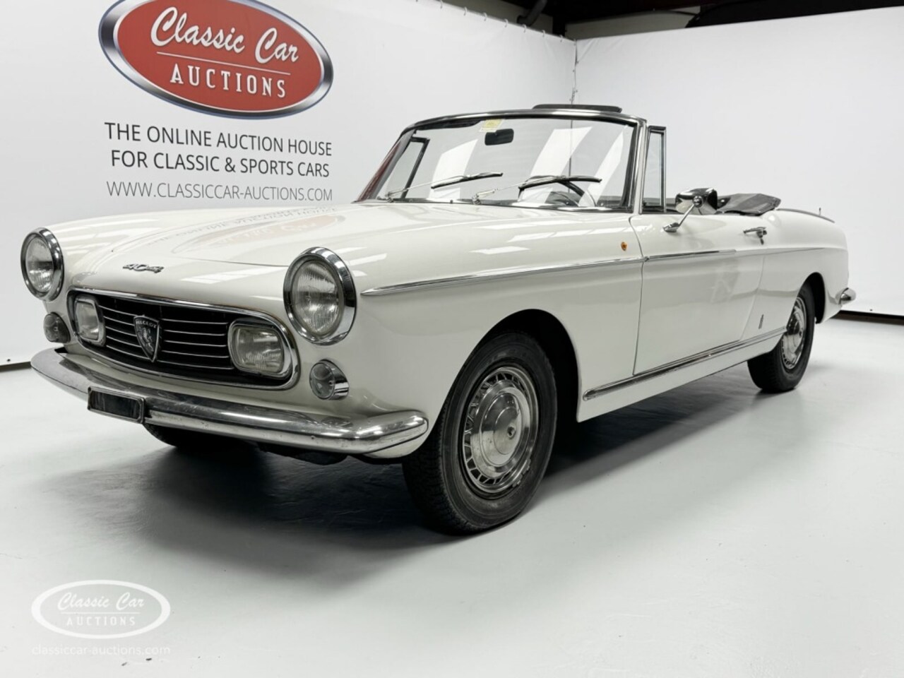 Peugeot 404 - Convertible - ONLINE AUCTION - AutoWereld.nl
