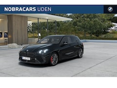 BMW 1-serie - 120 M Sport Automaat / Sportstoelen / Achteruitrijcamera / Comfort Access / M Adaptief ond