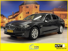 BMW 5-serie - 523i Executive Aut PDC Sportstoelen Leer/Stof