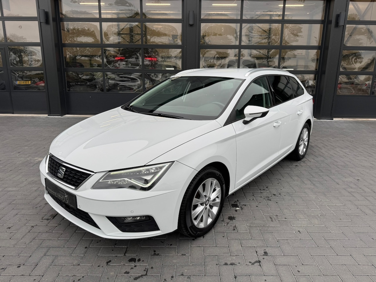SEAT Leon - 1.0 TSI Carplay / Clima - AutoWereld.nl