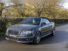 Audi A4 Cabriolet - 4.2 V8 RS 4 quattro