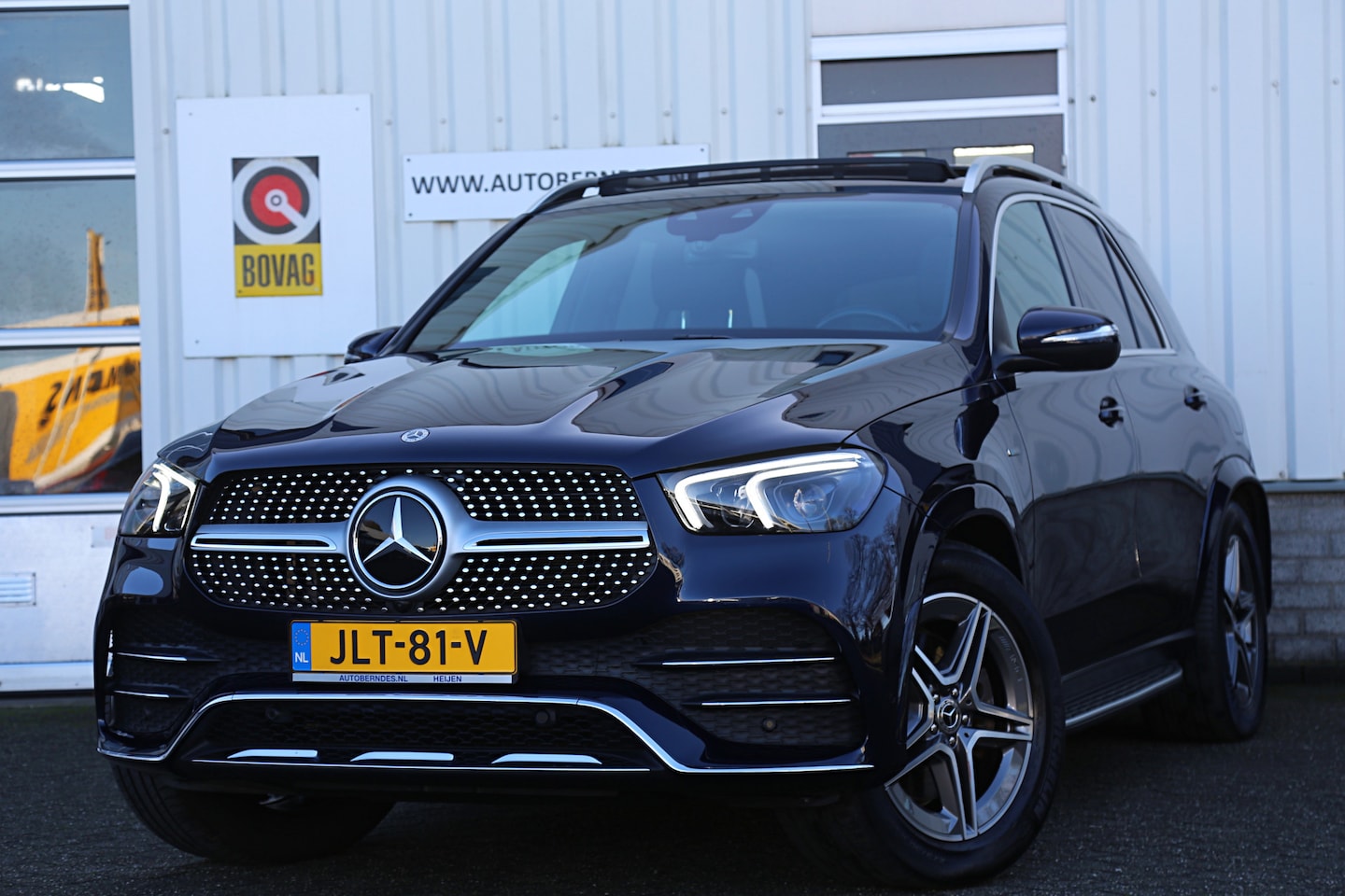 Mercedes-Benz GLE-Klasse - 350 e PHEV Plug in 4MATIC AMG*Perfect MB Onderh.*BTW*1ste Eig*Luchtvering/Pano/ACC/360/Sto - AutoWereld.nl