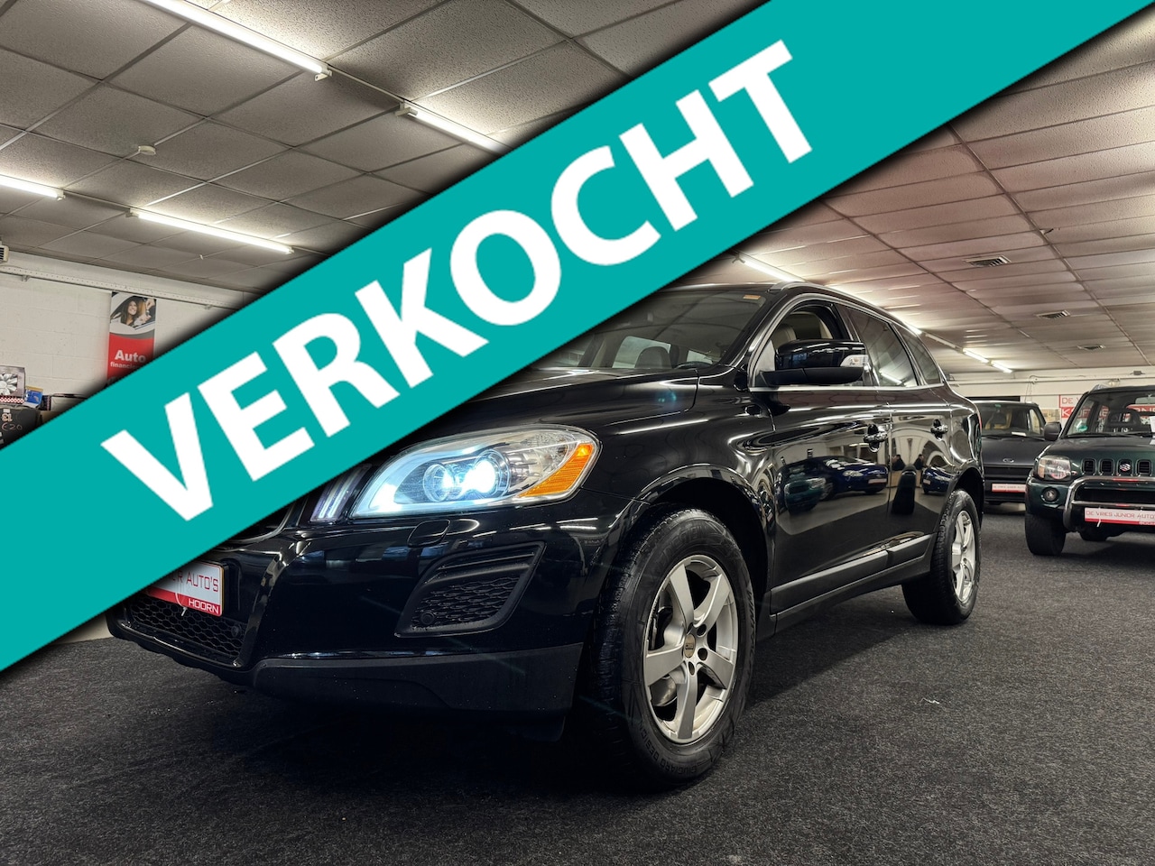 Volvo XC60 - 2.0 D3 Summum AUTOMAAT. Zeer goed onderhouden, nwe apk en alle opties! - AutoWereld.nl