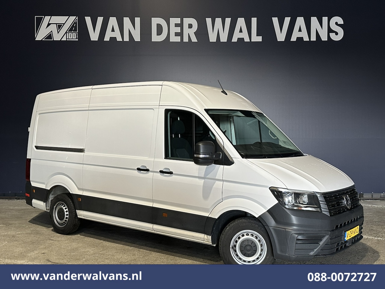 Volkswagen Crafter - 2.0 TDI 141pk L3H3 L2H2 Euro6 Airco | Camera | Apple Carplay | Android Auto | Cruisecontro - AutoWereld.nl