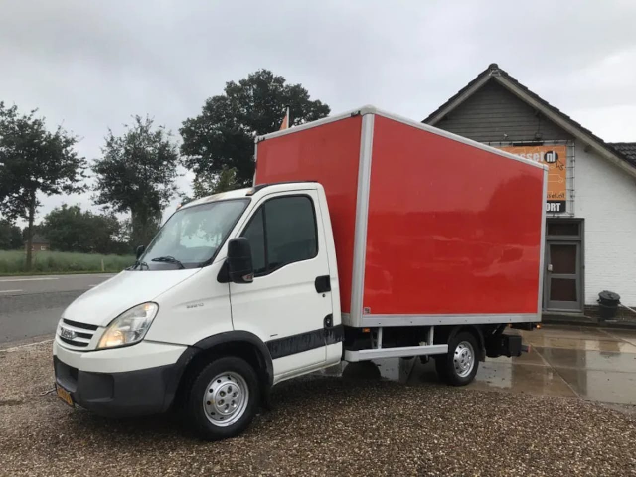 Iveco Daily - 35S10 2.3 HPi CHASSISSCHADE Agile Euro 4 Koffer Laadklep Chassis broken - AutoWereld.nl