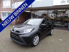 Toyota Aygo X - 1.0 VVT-i Play Automaat cabriodak