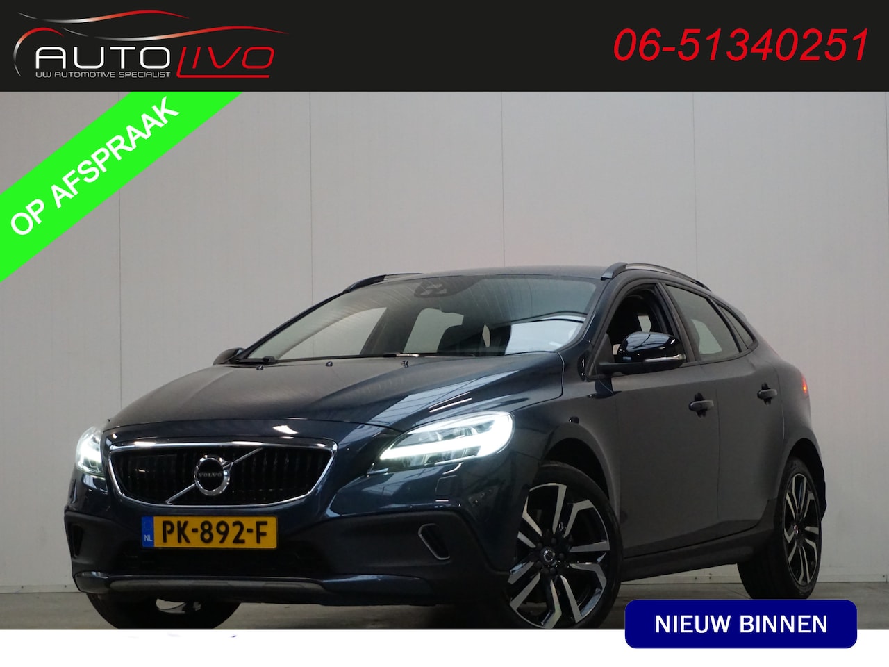 Volvo V40 Cross Country - 2.0 D2 Nordic+ AUTOMAAT! LEER NAVI STAND. K. CRUISE CLIMA PDC TREKHAAK etc. - AutoWereld.nl