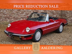 Alfa Romeo Spider - 2.0 Graduate PRICE REDUCTION Recently restored and rebuilt, Interior has been renewed, Tec