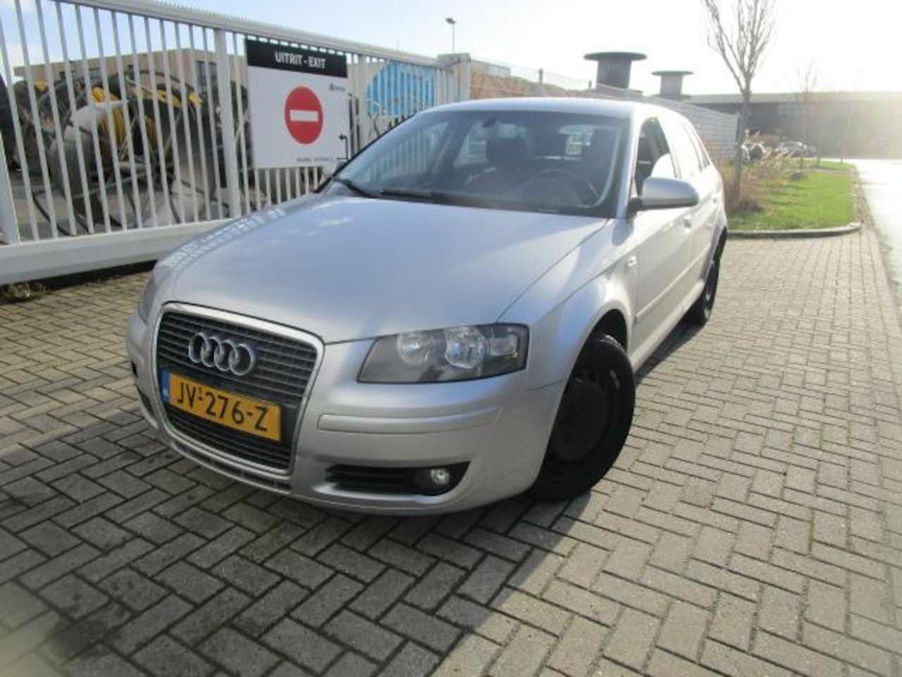 Audi A3 Sportback - 1.6 FSI Ambition Pro Line Sportback - AutoWereld.nl