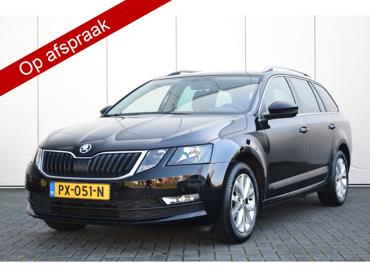 Skoda Octavia Combi - 1.6 TDI Greentech Ambition Business Navi Stoelverwarming Priv/Glass Ecc Cruise Trekhaak - AutoWereld.nl
