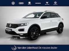 Volkswagen T-Roc - 1.5 TSI 150pk Automaat Sport Black Style / Camera / Navigatie / Adaptive Cruise