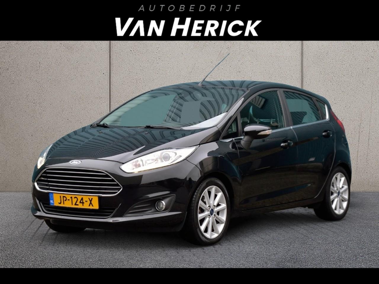 Ford Fiesta - 1.0 EcoBoost Titanium 101PK | Clima | Cruise | Voorruit verw. - AutoWereld.nl