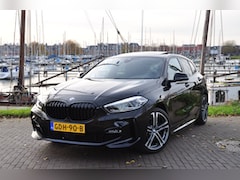 BMW 1-serie - 118i Bmw 118i F40 2024 M-sport|Pano|Leder|Trekhaak|Marge| NL/NAP
