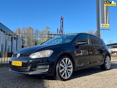 Volkswagen Golf - 1.2 TSI 5D Comfortline | Orig. NL | Climate- en cruisecontrol | Navigatie |