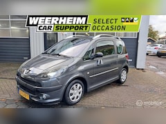 Peugeot 1007 - 1.6-16V Sporty