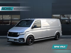 Volkswagen Transporter - 2.0 TDI L2H1 28 Bulli 150pk - 20 Inch - Camera - Trekhaak - Leder - ACC - LED - Rijklaar