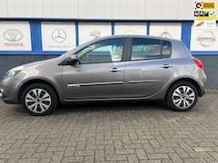 Renault Clio - 1.2 Authentique 5drs. 2012 65000km 4495eu