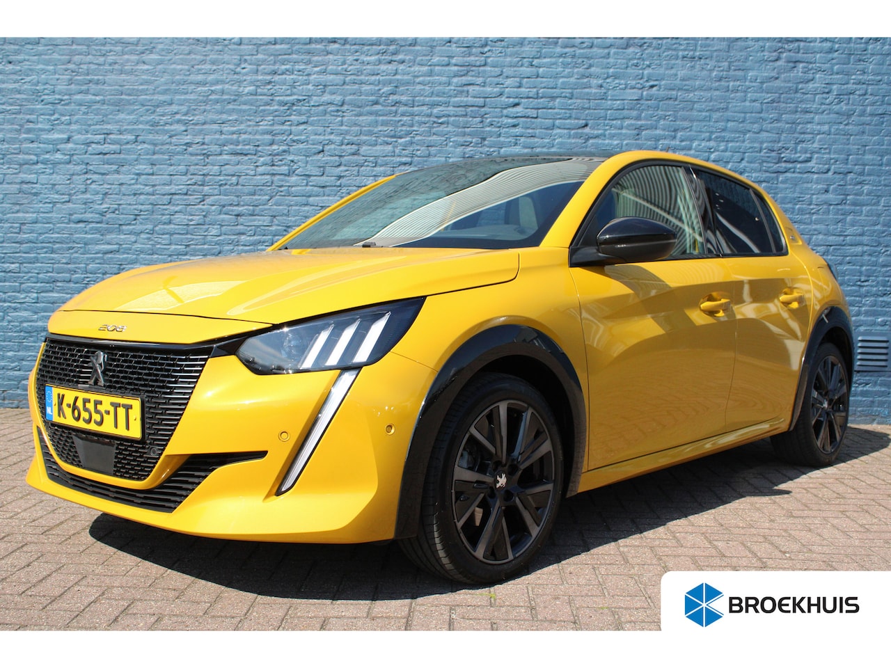 Peugeot 208 - 1.2 PureTech GT Pack | Navigatie | Camera | Panoramadak | Stoelverwarming | 3D Instrumente - AutoWereld.nl