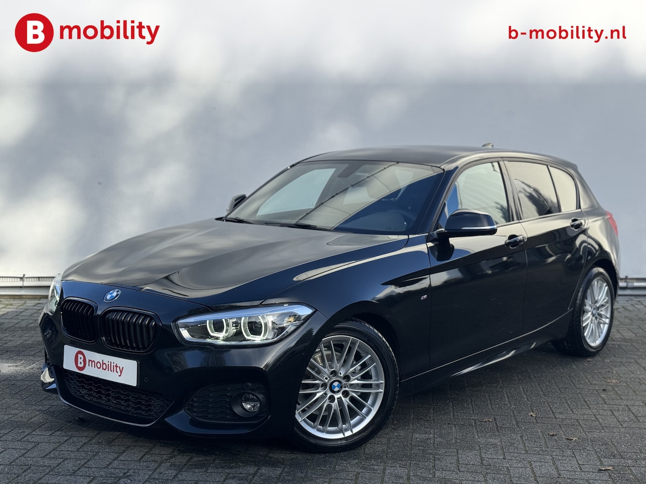 BMW 1-serie - 118i High Executive M-Sport Apple CarPlay | Leer | DAB | Hifi | Cruise Control - AutoWereld.nl