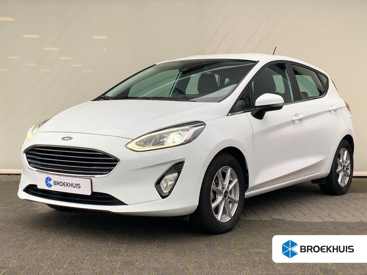 Ford Fiesta - 1.0 EcoBoost Titanium Airco | Apple carplay/ Android Auto | Cruise Contol | DAB | LMV 15" - AutoWereld.nl