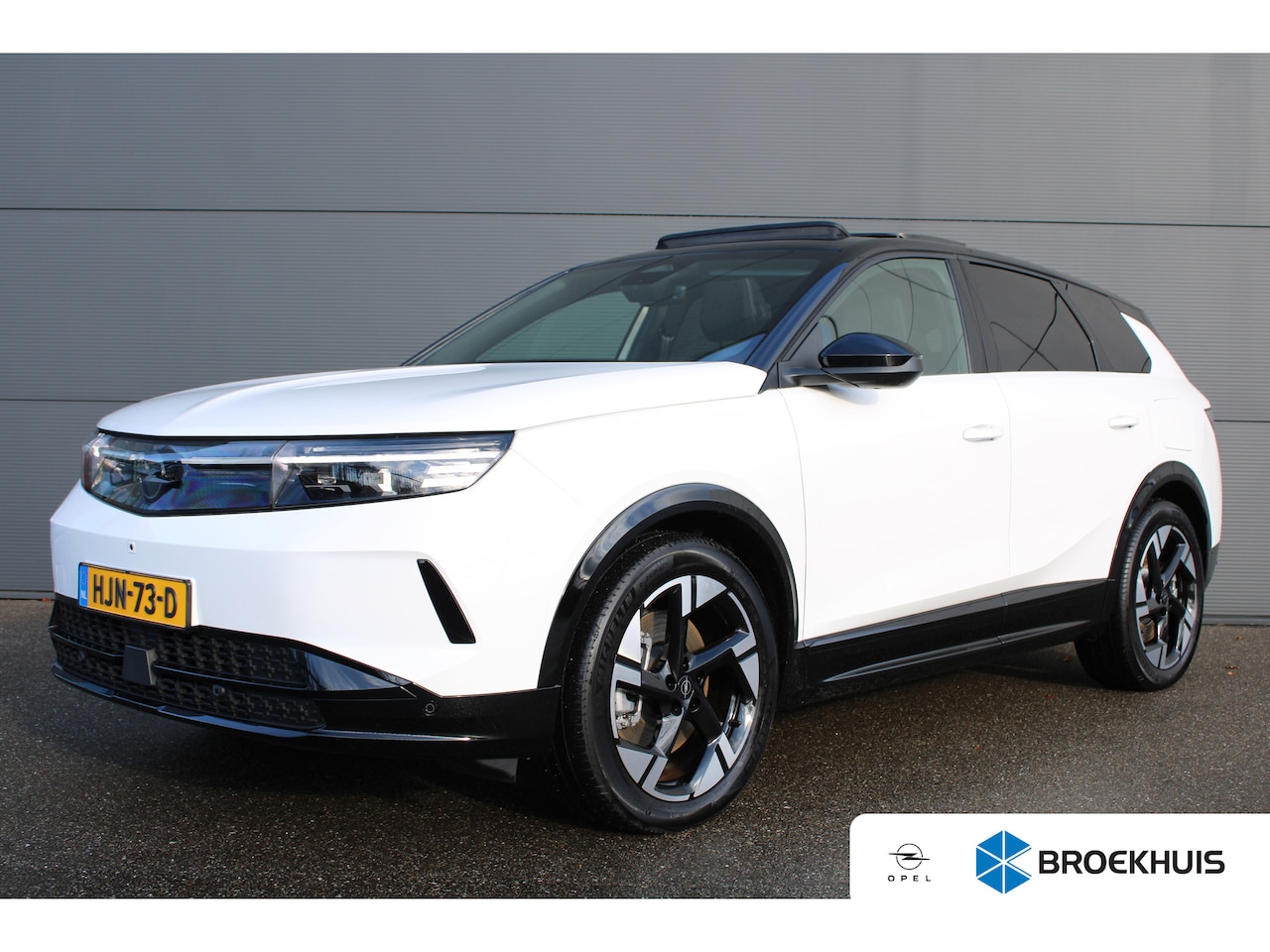 Opel Grandland Electric - GS 73 kWh | Panoramadak | Lederen bekleding | Trekhaak | Focal | BTW | 20.000km | - AutoWereld.nl