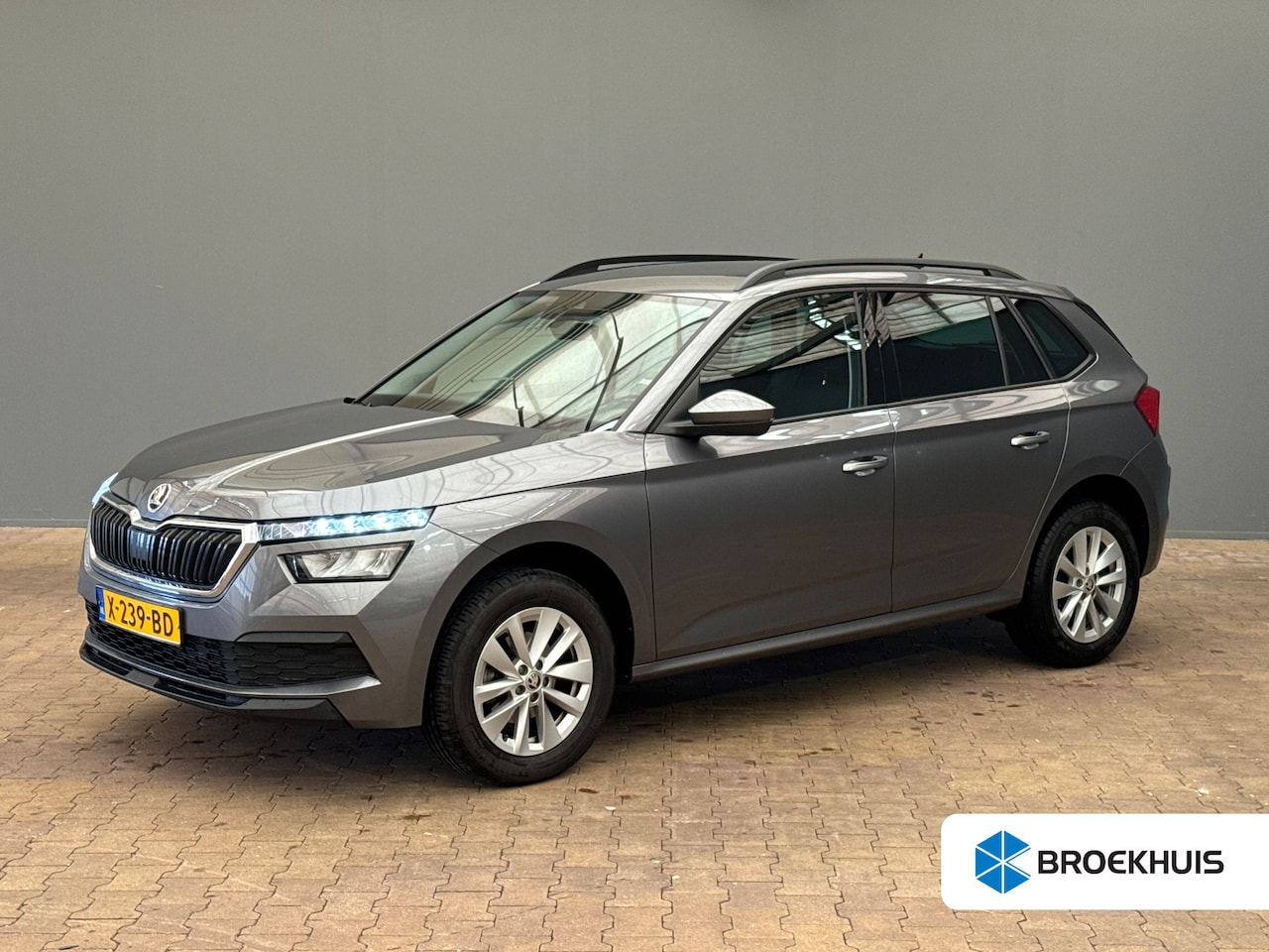 Skoda Kamiq - 1.0 TSI Ambition 16" Lichtmetaal | Cruise | Airco | Bluetooth | LED | Elek. Ramen | Airco - AutoWereld.nl