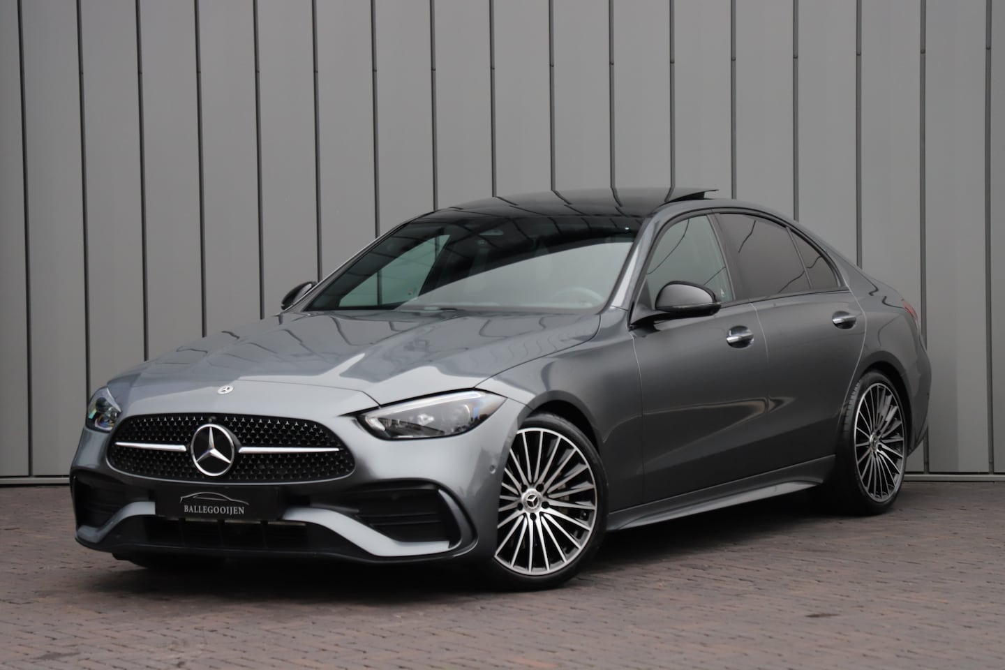 Mercedes-Benz C-klasse - 200 AMG Launch Edition | 204PK | Head-up | Keyless-go | Burmester | Sfeerverlichting | Mem - AutoWereld.nl