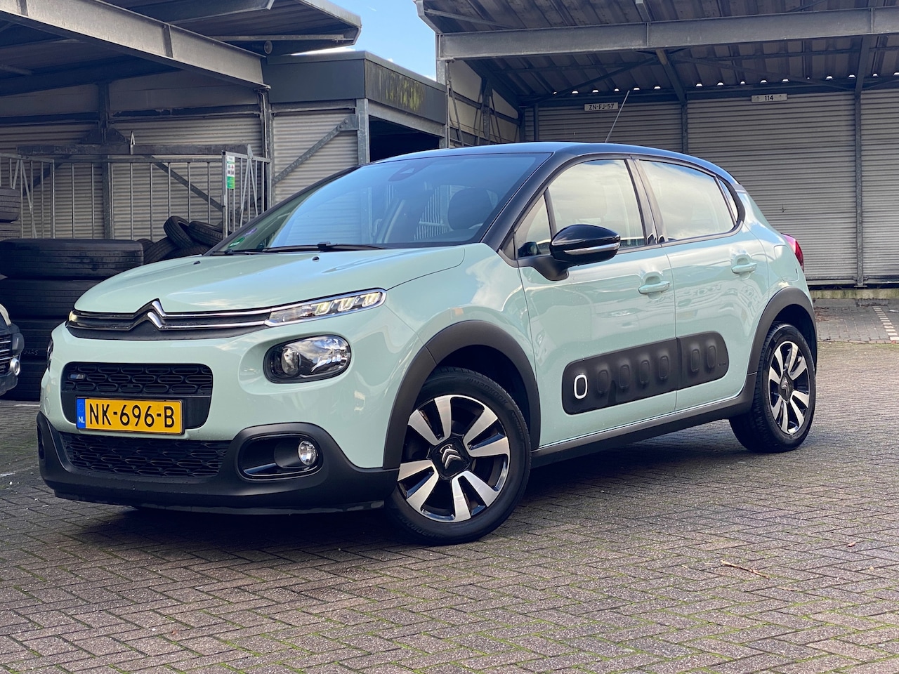 Citroën C3 - 1.2 PureTech Shine 1.2 PureTech Shine - AutoWereld.nl