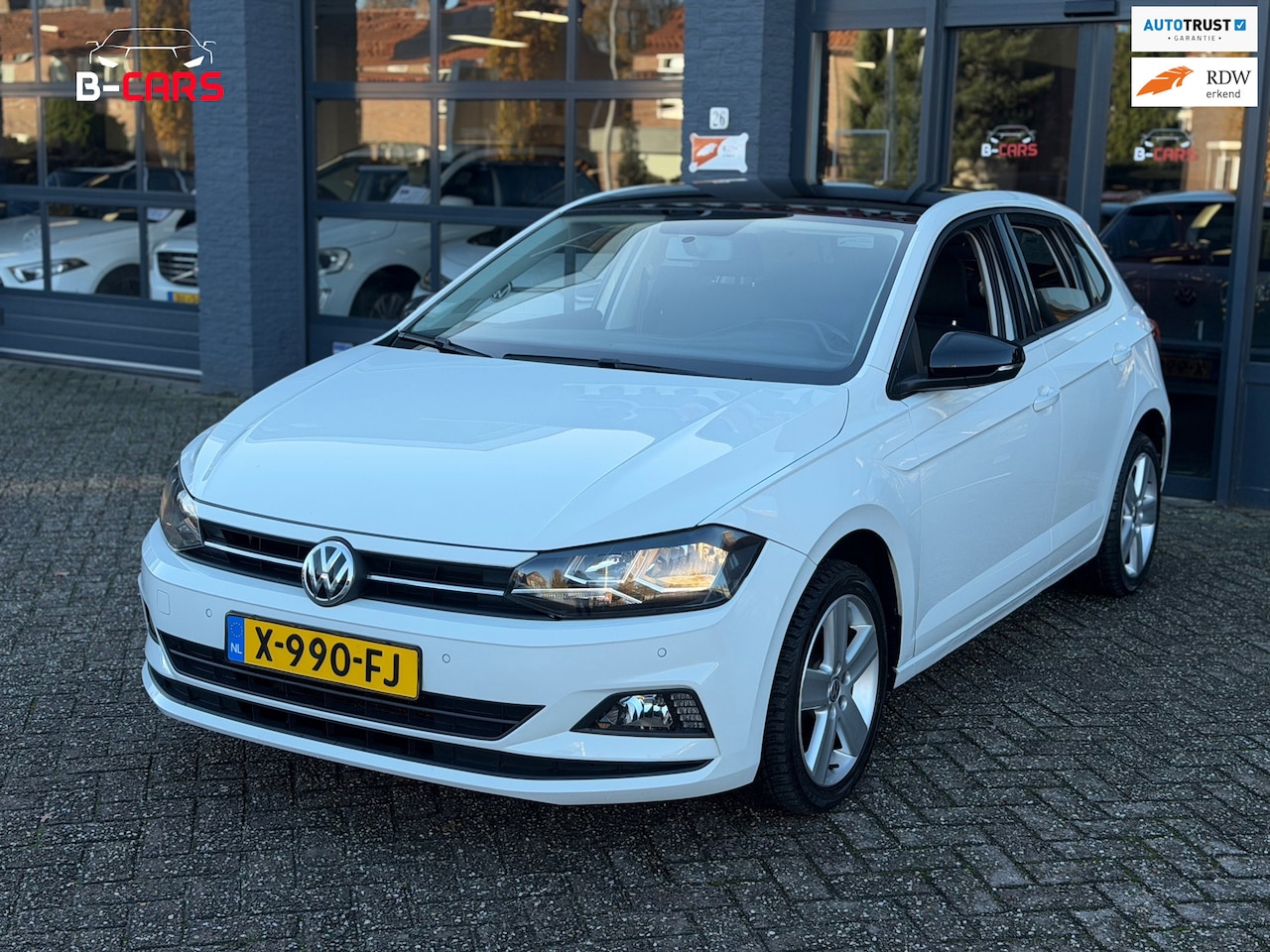 Volkswagen Polo - 1.0 Comfortline Led|Carplay|Stoelvw|Pdc|Navi|Nap!! - AutoWereld.nl