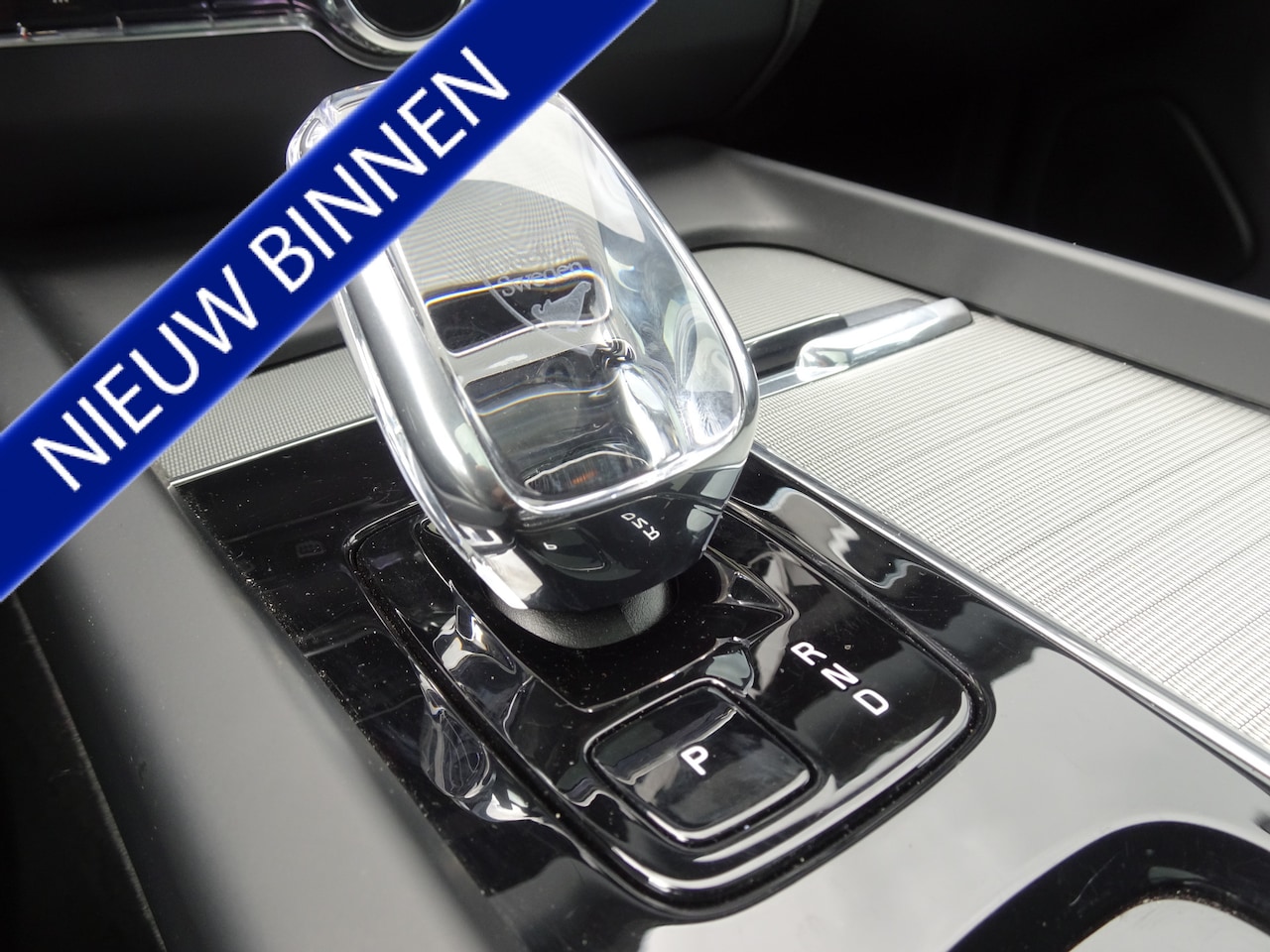 Volvo XC60 - 2.0 T6 Plug-in hybrid AWD Plus Black Ed MY 2026 - AutoWereld.nl