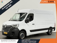 Renault Master - T33 2.3 dCi 135 L2H2 BPM VRIJ Airco Cruise control Parkeersensoren Navigatie Trekhaak