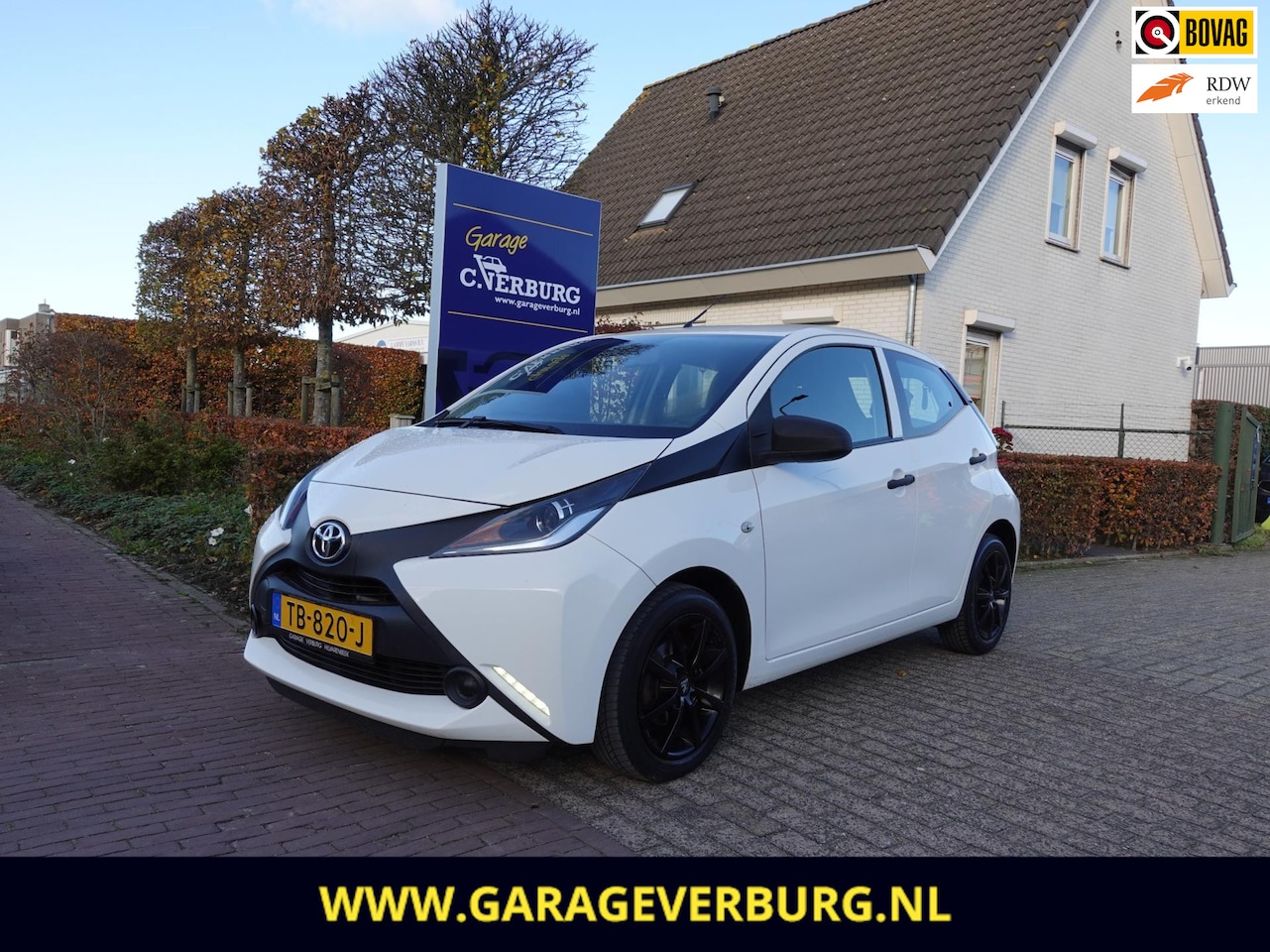 Toyota Aygo - 1.0 VVT-i x-fun 1.0 VVT-i x-fun - AutoWereld.nl